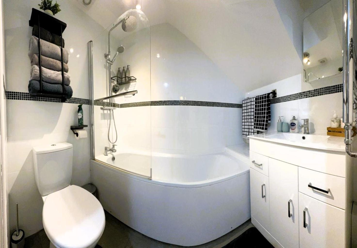 Large Cosy 2 Bedroom Ground Floor Flat In Stevenage Sg1 Sleeps 4-5 Free Parking Exterior foto